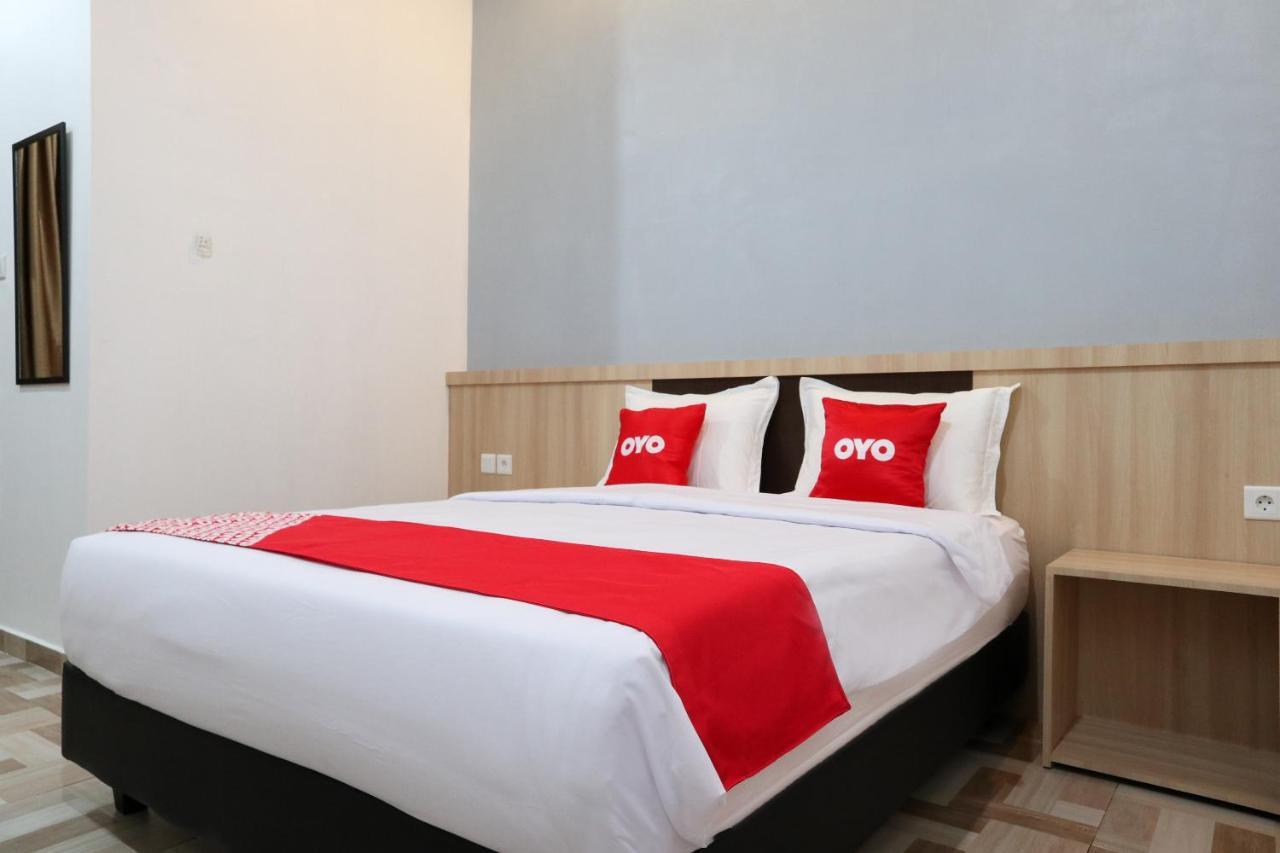 Oyo 1994 Baba Hotel Padang (Sumatra)